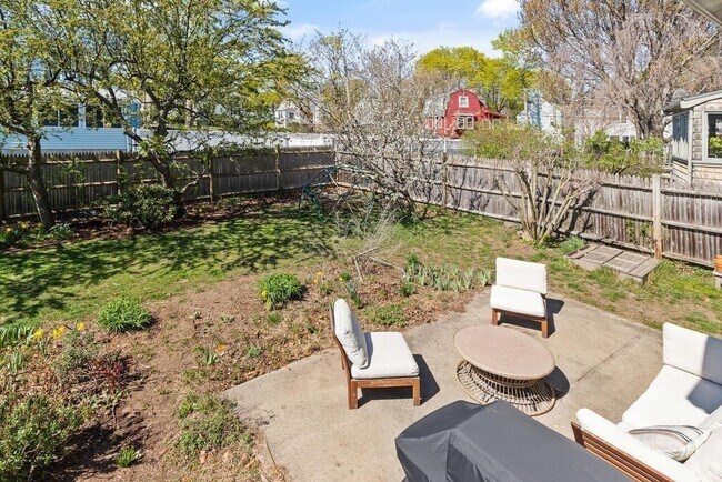 Building Photo - 7 Marrigan St