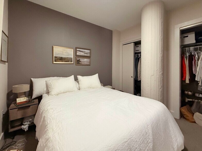 Building Photo - 121 Portland St