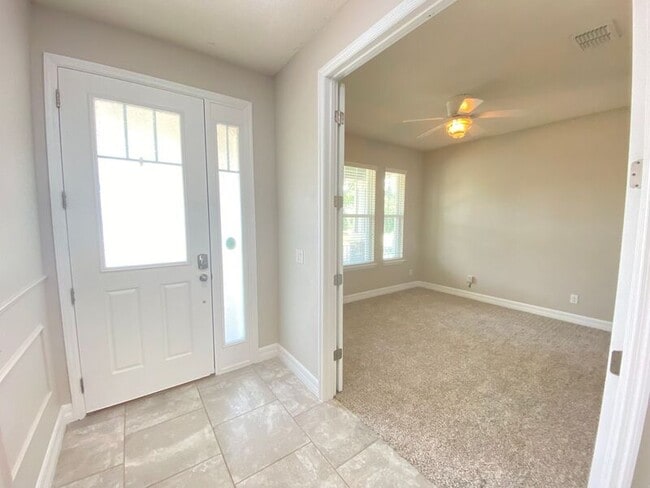 Building Photo - 8433 Corkfield Ave