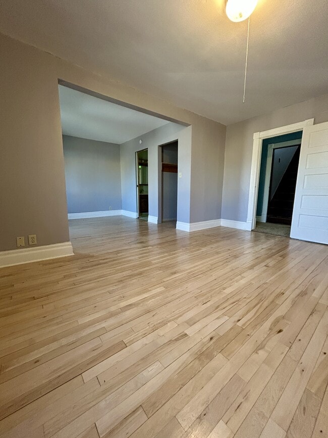 Building Photo - 115 W Wisconsin Ave E