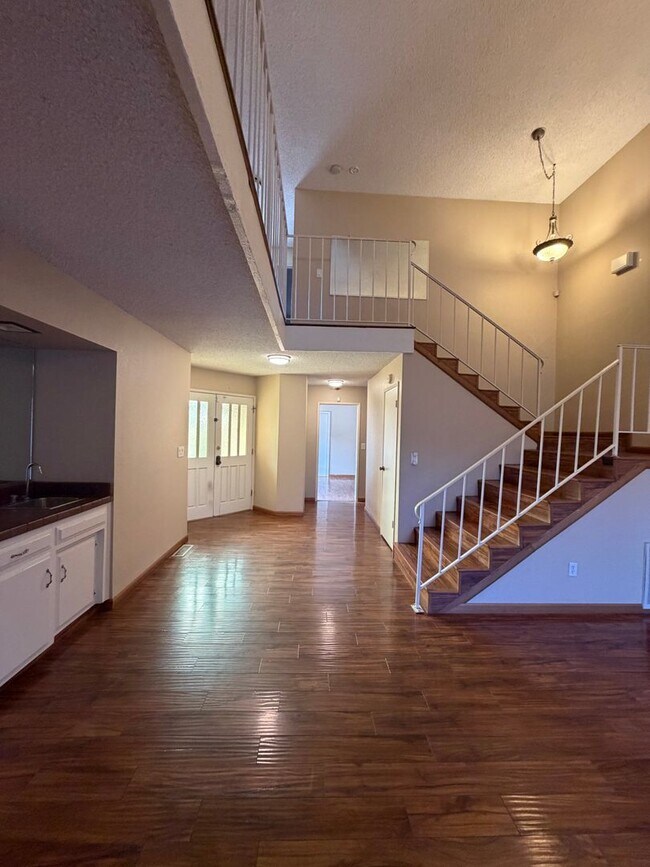 Building Photo - 2323 East Hills Drive #45