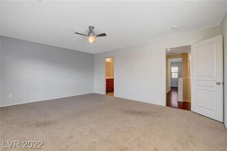 Building Photo - MOUNTAINS EDGE BEAUTY! * COMING SOON*
