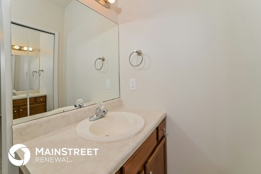 Building Photo - 7537 Kilbridge Dr