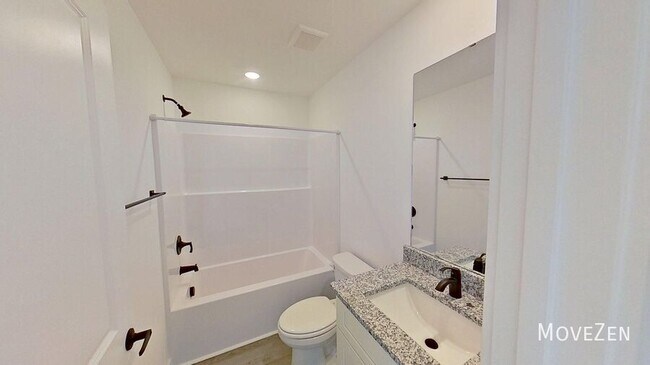 Building Photo - 14 Catawba Ave