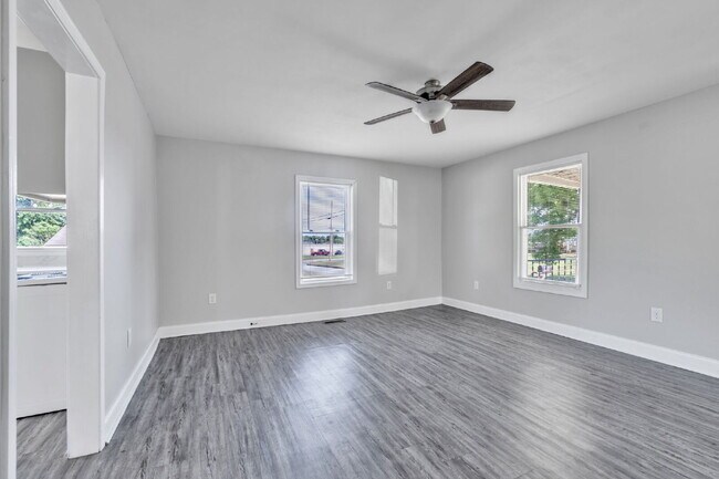 Building Photo - Cozy & Convenient 2BR, 1.5BA Greer Rental Near Downtown! $1,300/mo rent