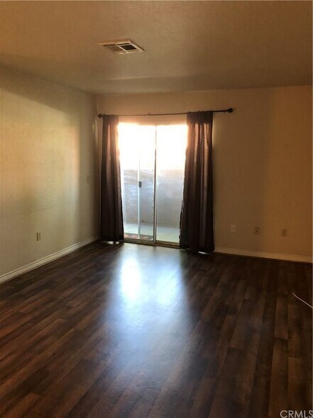 Building Photo - 2606 S Durango Dr
