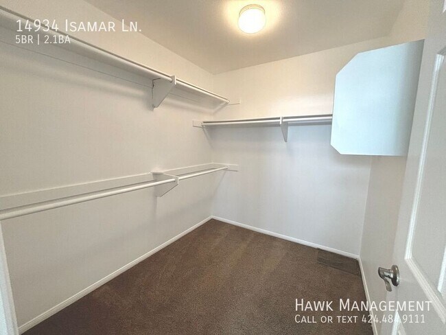 Building Photo - 14934 Isamar Ln