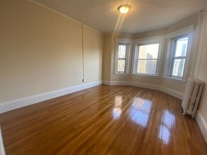 Building Photo - 327 Huntington Ave