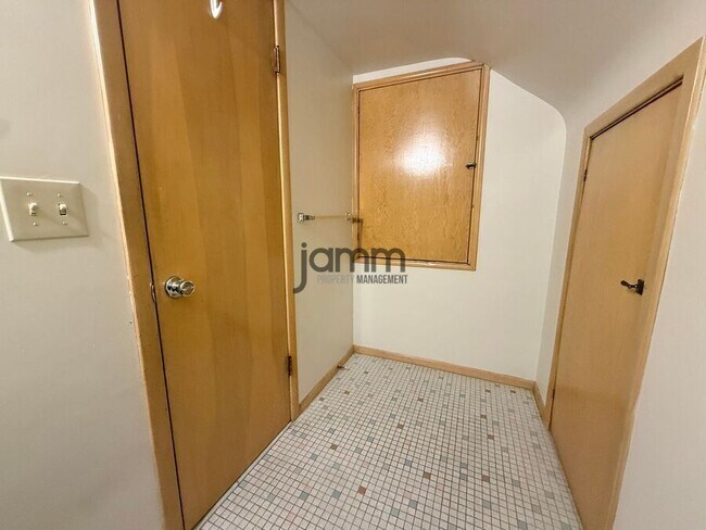 Building Photo - 24113 E Silsby Rd