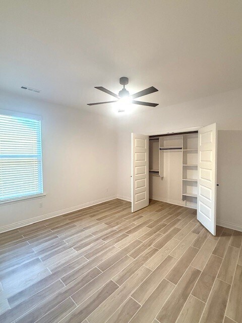 Building Photo - 7773 Via Roma Ave