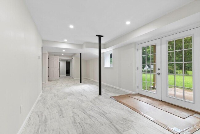 Building Photo - 1492 Tanglewood Way NW
