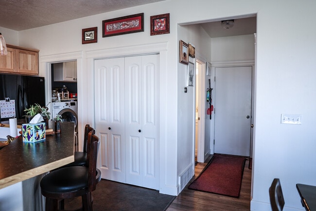 Building Photo - 45 Butch Cassidy Loop