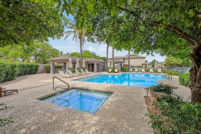 Building Photo - 7262 E Woodsage Ln