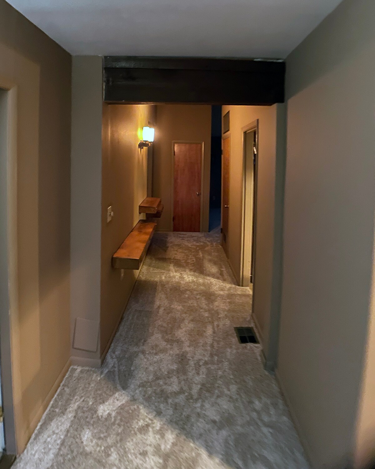 Front Hallway - 5344 Hagewa Dr