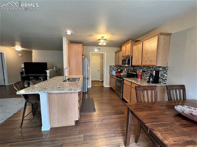 Building Photo - 2373 Spring Blossom Dr