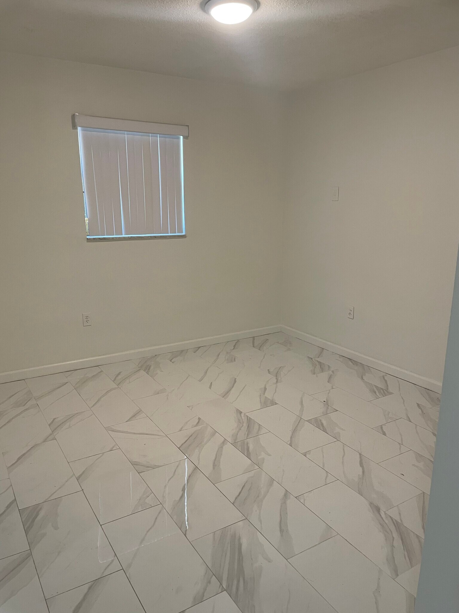 Building Photo - 1993 W 2nd Ave