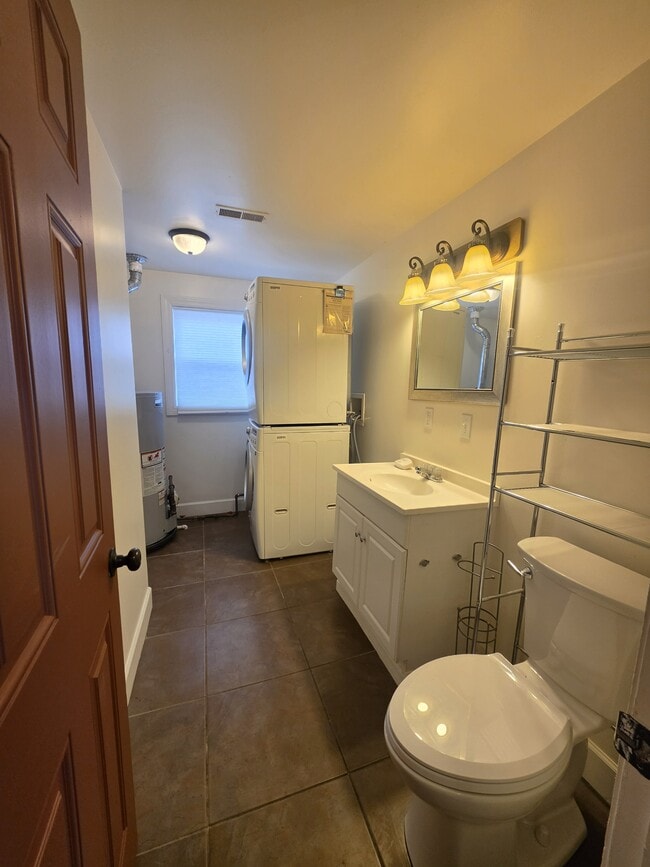 Building Photo - 4582 Maiden Ln