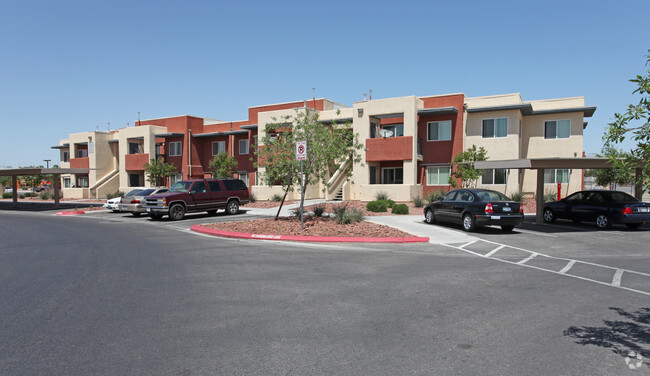 Exterior - Street View - Cheyenne Crossing Apartments