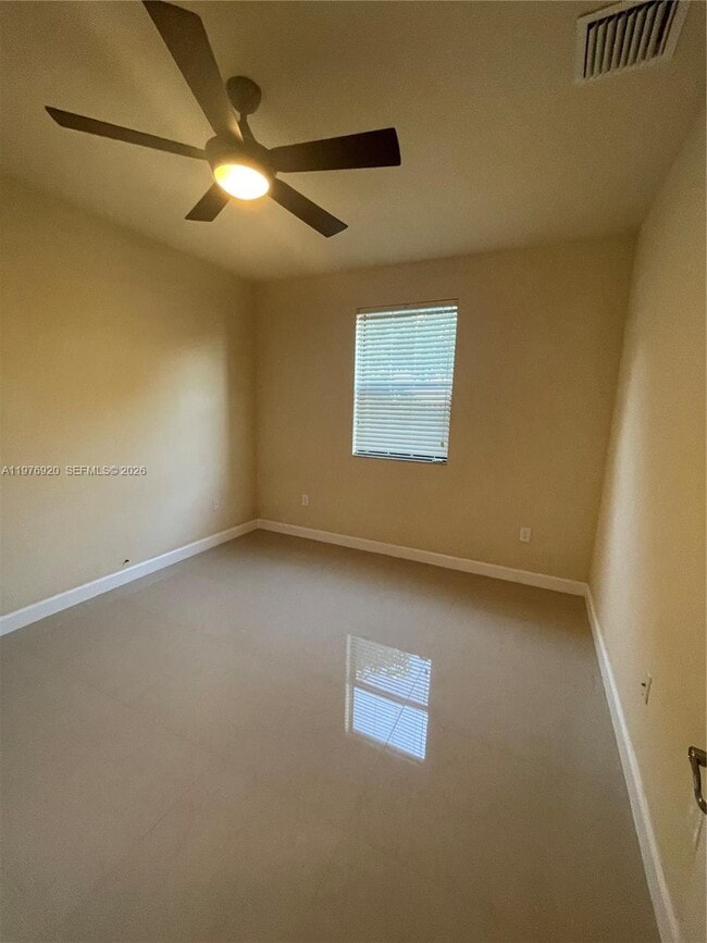 Building Photo - 10417 SW 231st Ter