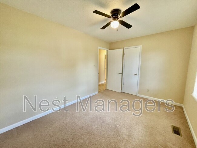 Building Photo - 5967 Lake Trail Dr