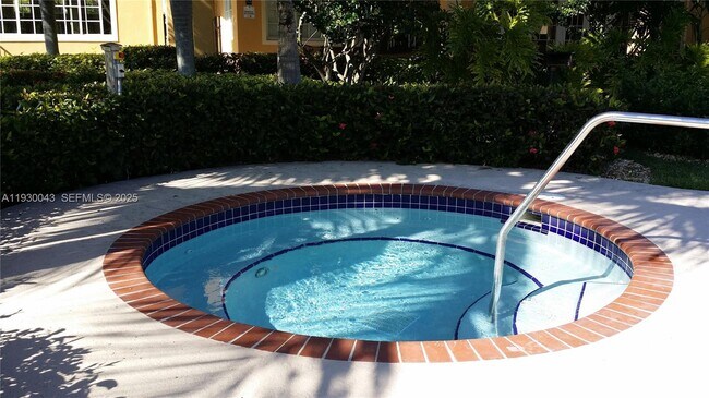 Building Photo - 2271 NE 42nd Cir