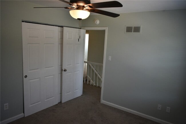 Building Photo - 16407 Westglen Farms Dr
