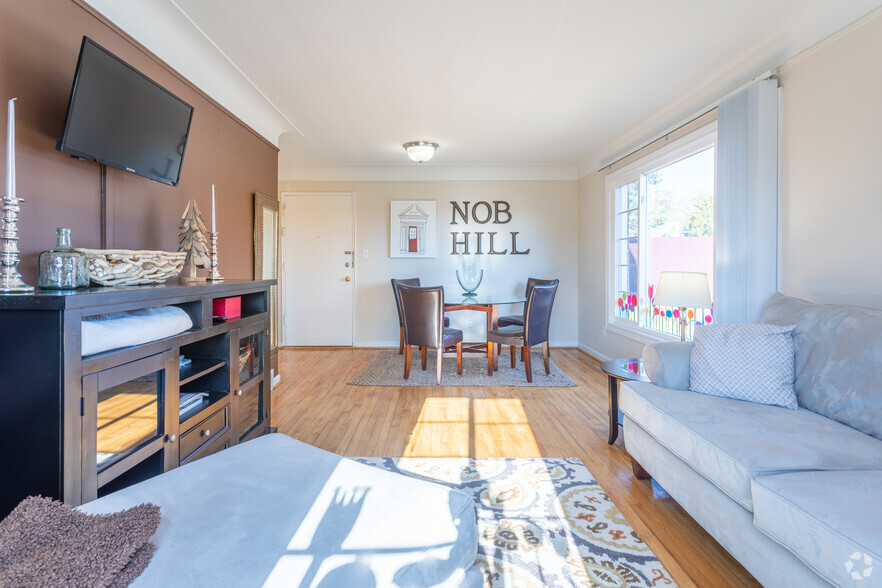 Interior Photo - NOB HILL APARTMENTS