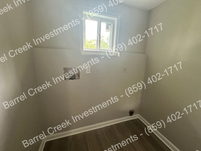 Building Photo - Spacious 3-Bedroom, 1-Bath Home with Newly...