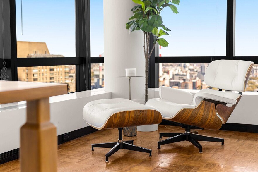 Building Photo - 420 E 61st St