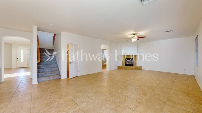 Building Photo - 43448 Askew Dr