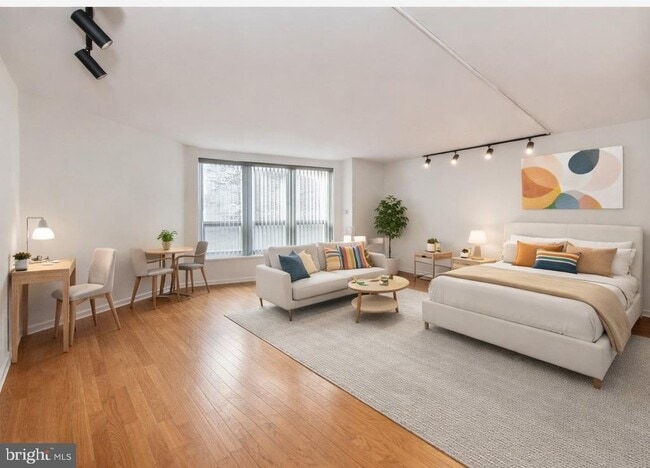 Building Photo - 226 W Rittenhouse Square