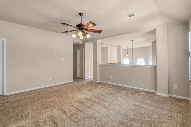 Building Photo - 8707 Roswell Ridge