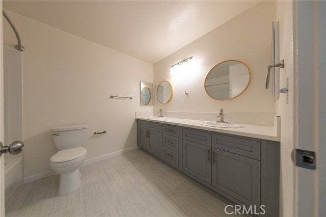 Building Photo - 14004 Cerise Ave