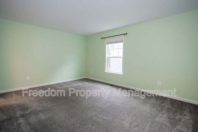 Building Photo - 2425 Morgans Point Dr