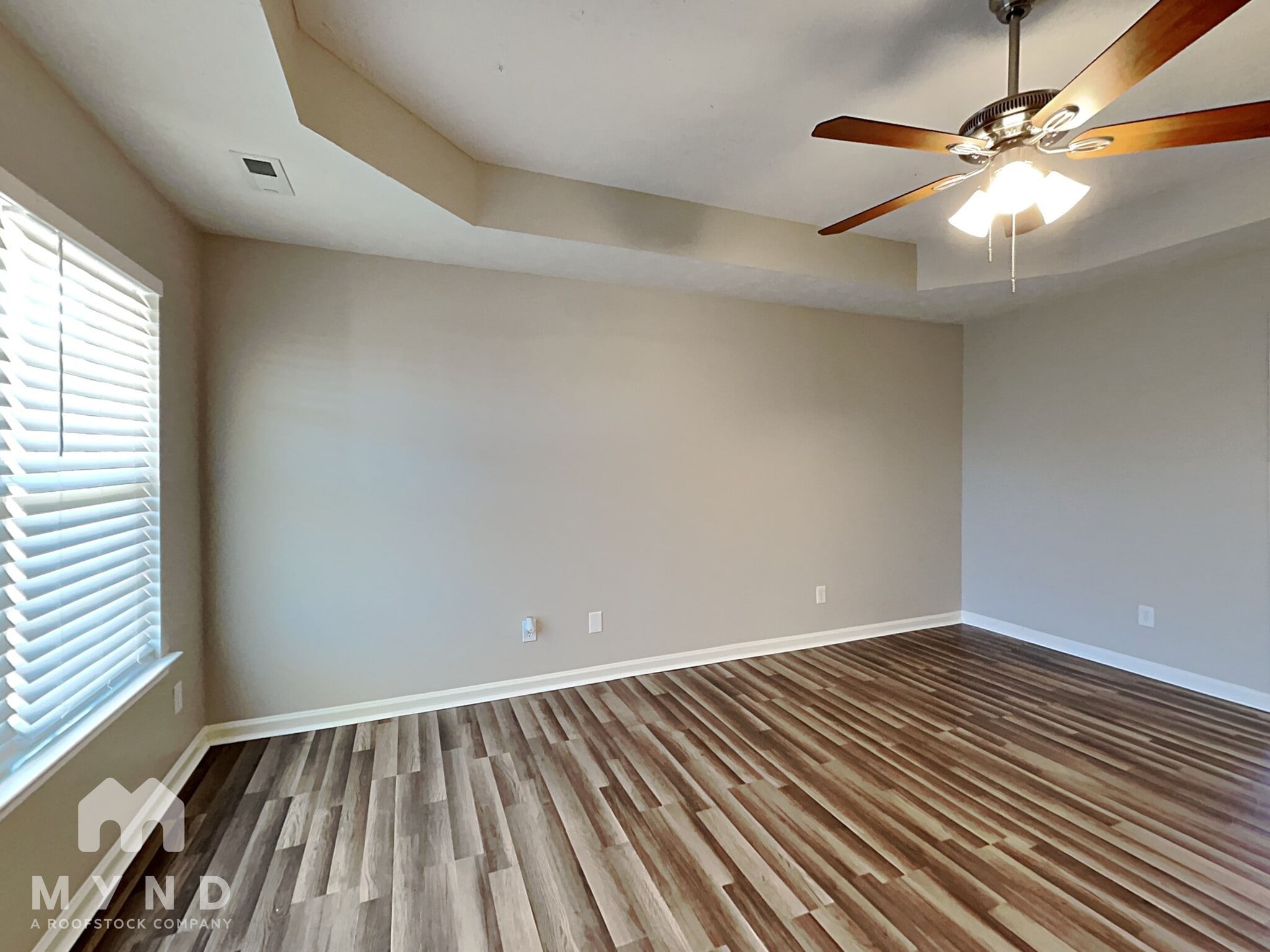 Building Photo - 2401 Pinyon St