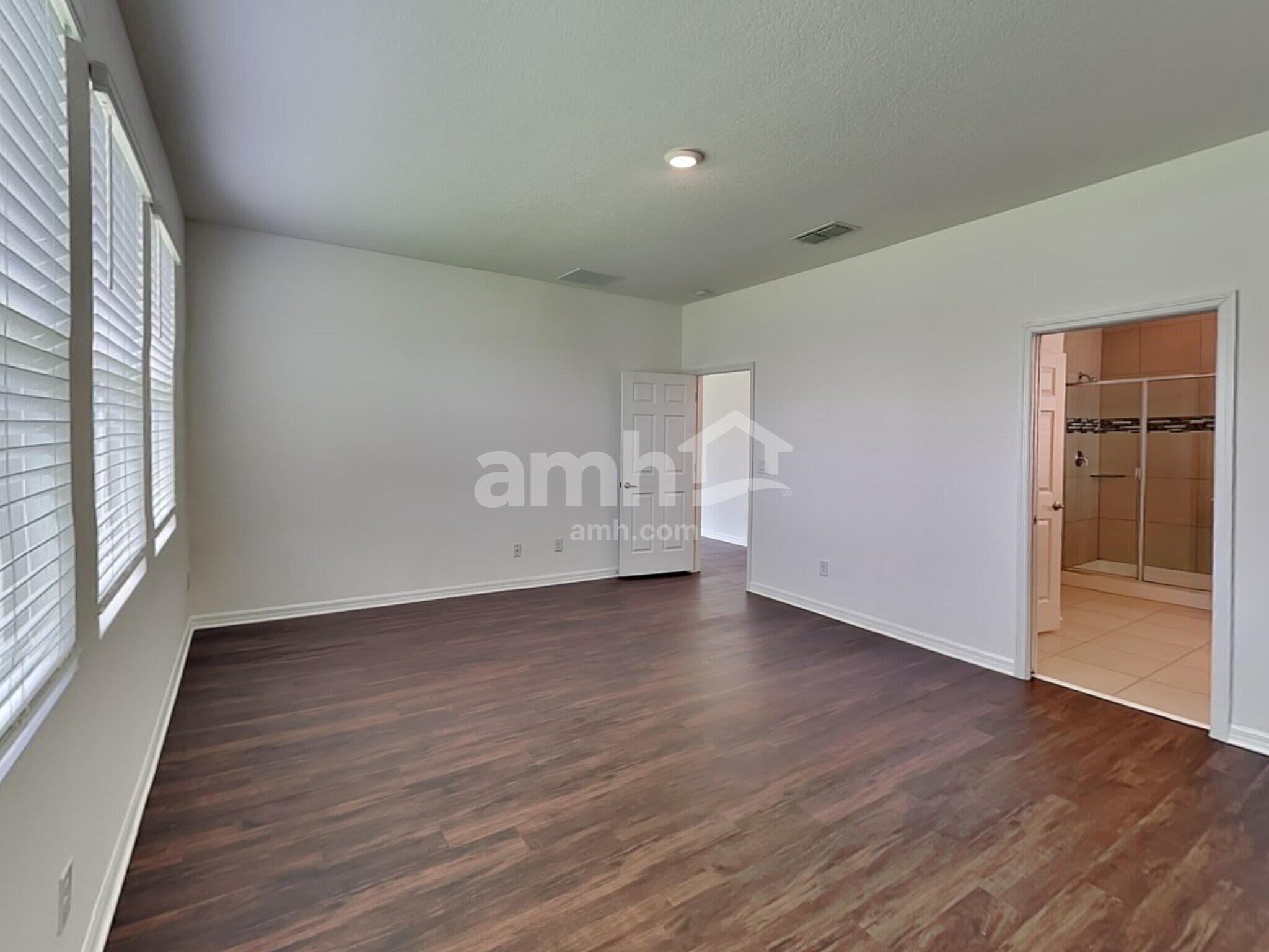 Building Photo - 5405 Manchester Dr