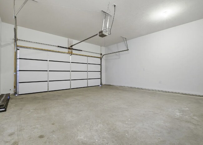 Building Photo - 1719 S West St