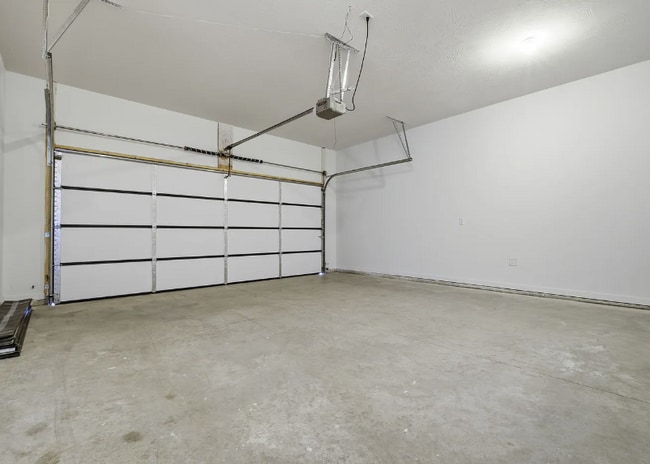 Building Photo - 1737 S West St