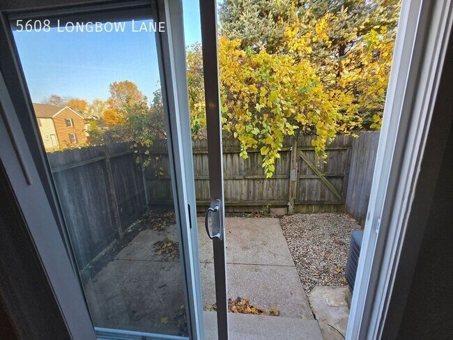 Building Photo - 5608 Longbow Ln