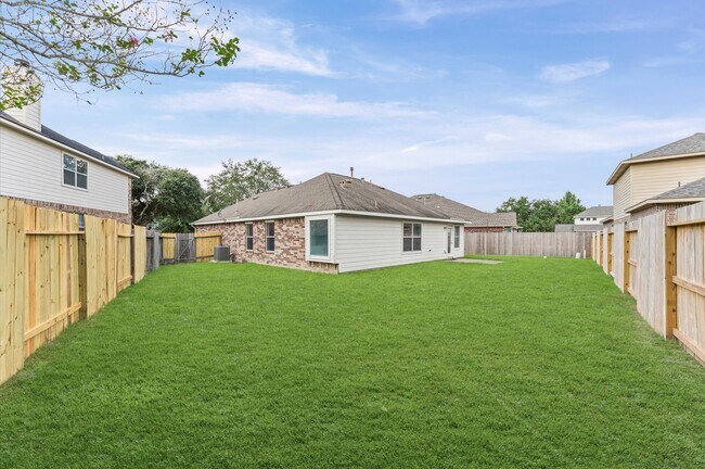 Building Photo - 32510 Rosella Ln