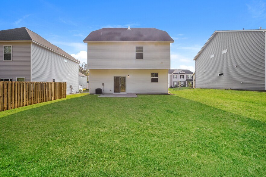 Building Photo - 176 Wahoo Cir