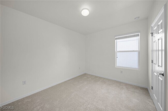 Building Photo - 3477 Acapulco Cir