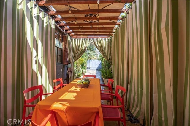 Building Photo - 195 S Parkwood Ave