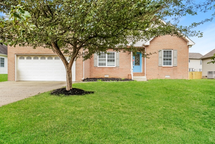 Building Photo - 121 Fieldstone Ln