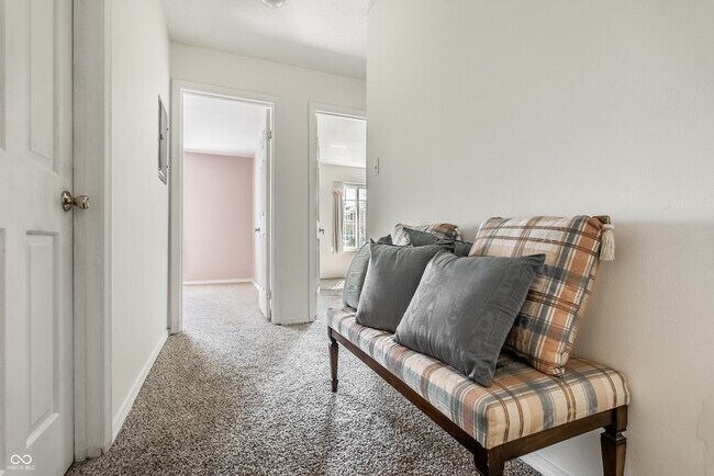 Building Photo - 6503 Park Central Way