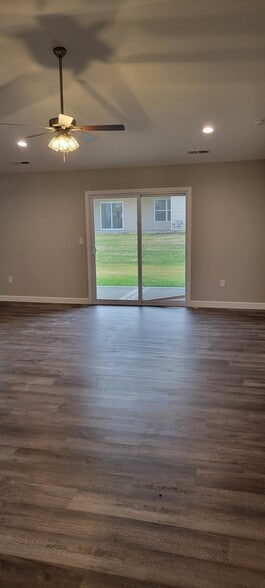 Building Photo - 24 Sonata Ln