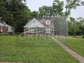 Building Photo - 1402 N Euclid Ave