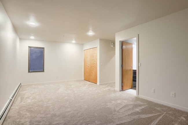 Building Photo - 11542 Colony Row