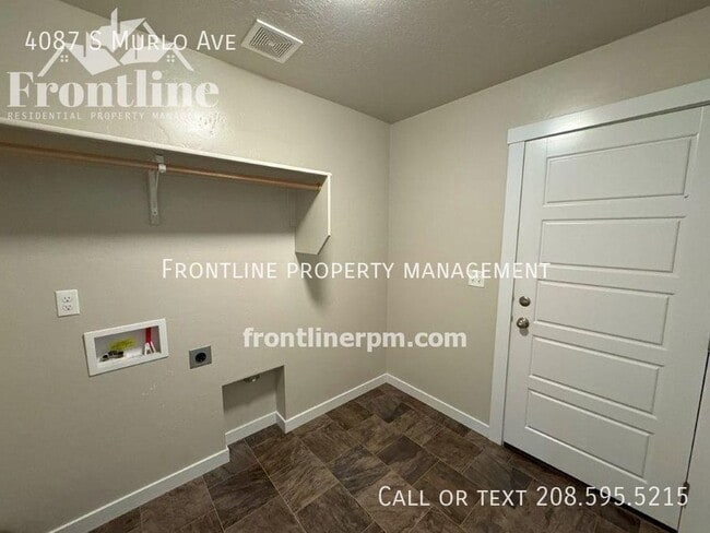 Building Photo - 4087 S Murlo Ave
