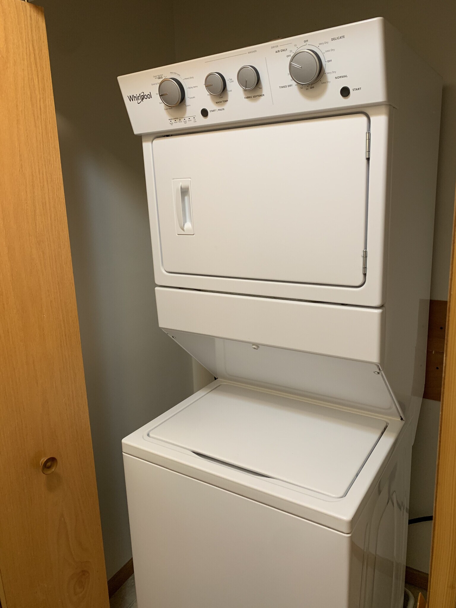 Building Photo - 5293 Manchester Dr